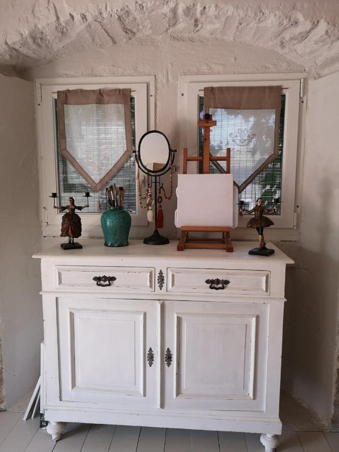 Au Clos Des Anges Saint-Jean-de-Maruejols-et-Avejan Bagian luar foto
