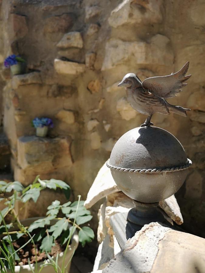 Au Clos Des Anges Saint-Jean-de-Maruejols-et-Avejan Bagian luar foto
